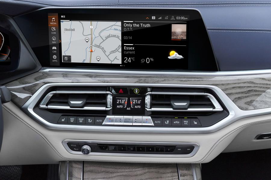Детали интерьера BMW X7 xDrive40i (G07) 2017 года  (WW) (фото 35 из 101)
